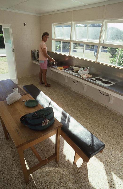 WT 0200 029-04 New Zealand.jpg